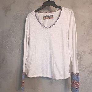 ANTHROPOLOGIE LITTLE YELLOW BUTTON PATCHWORK CUFF WHITE HENLEY TOP